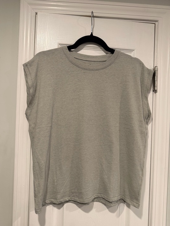 Madewell Tops - NWOT Madewell Size L Gray Lightweight Sleeveless Boxy Muscle Tee Shirt